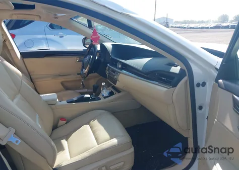 2015 Lexus Es 350 z USA, uszkodzony, nr VIN JTHBK1GG8F2191805